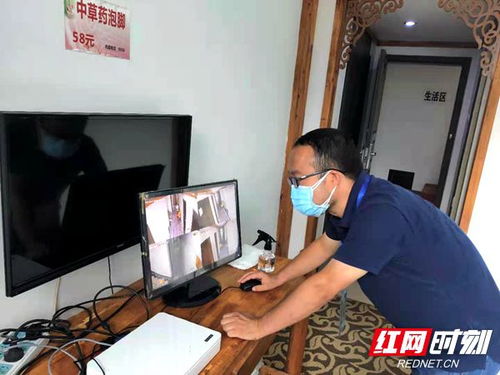 無畏前行 平面設(shè)計(jì)師在隔離一線的創(chuàng)作紀(jì)事